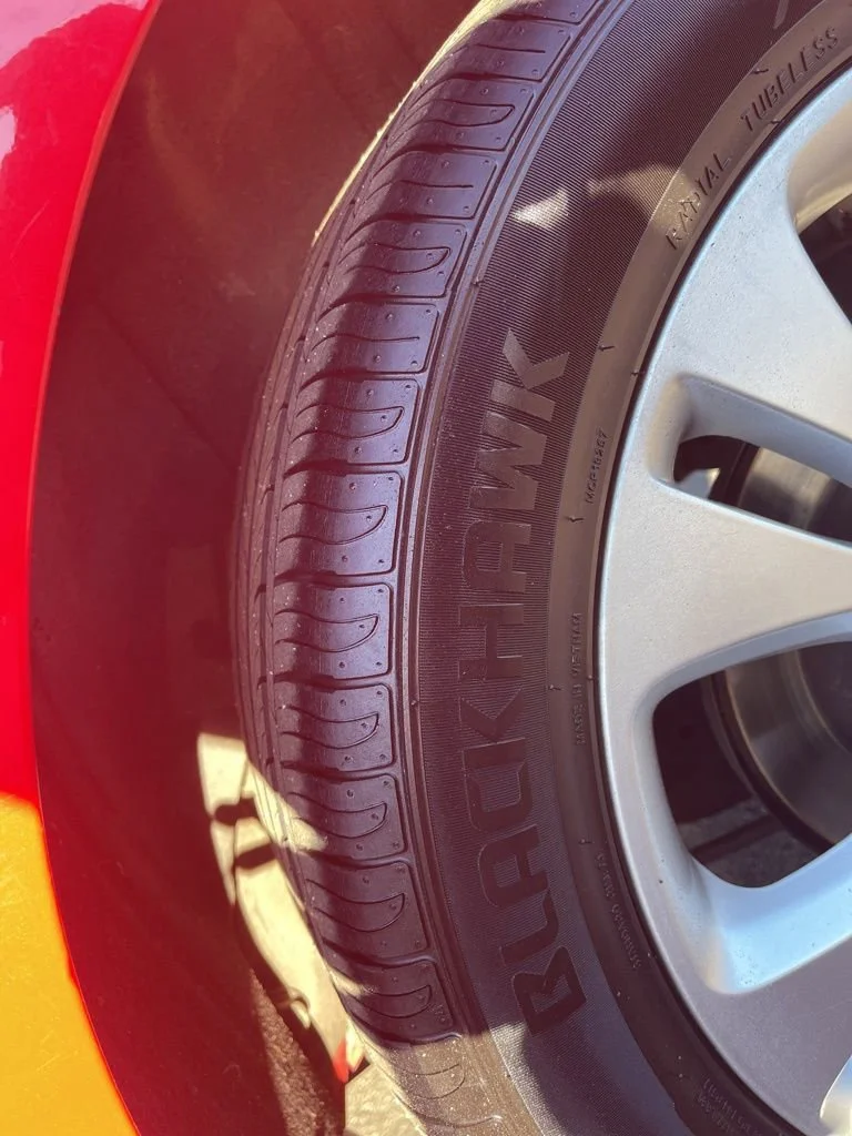 Used 2016  Kia + image 28