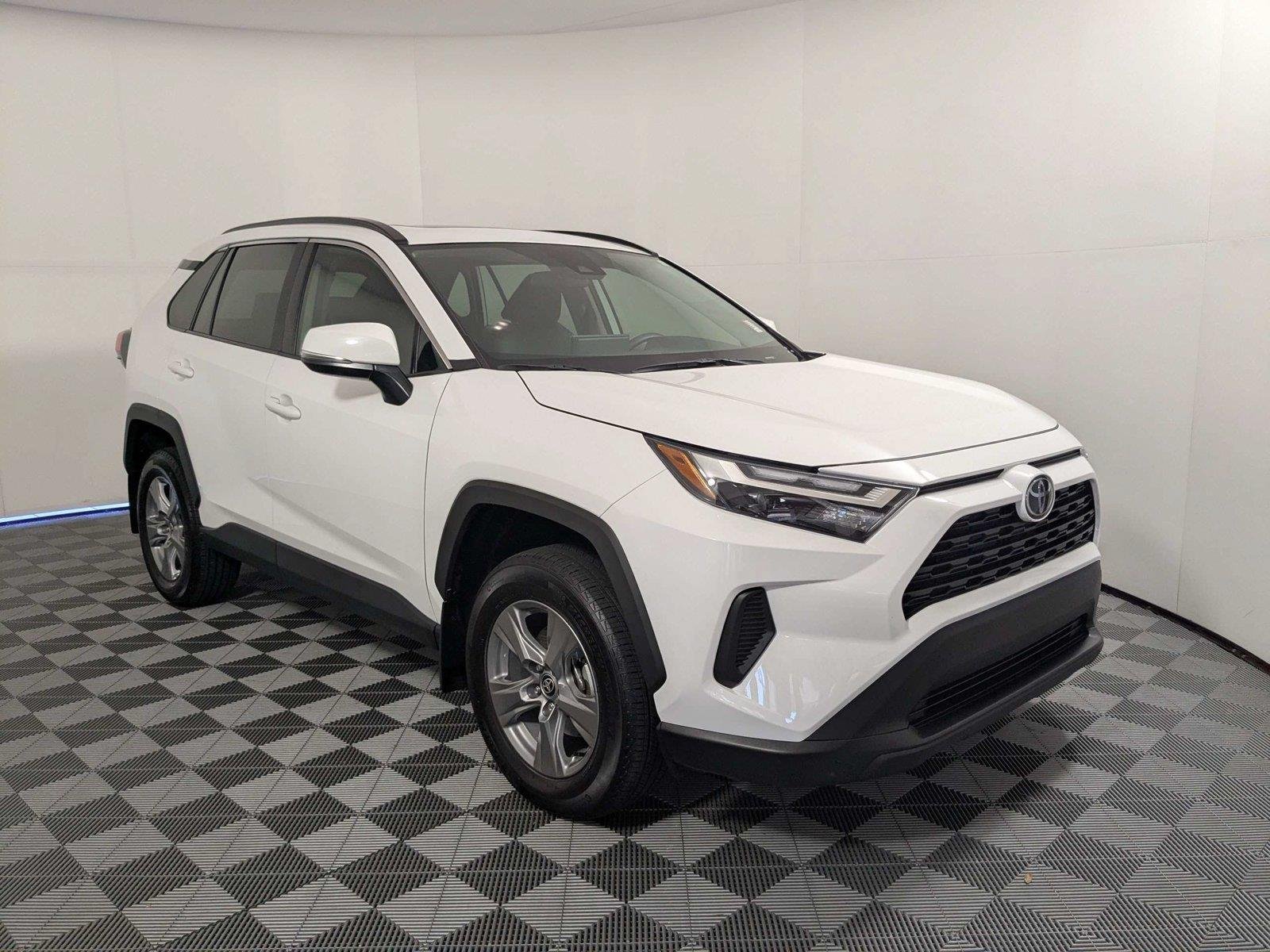 Certified Used 2025 Ice Cap Toyota XLE image 3