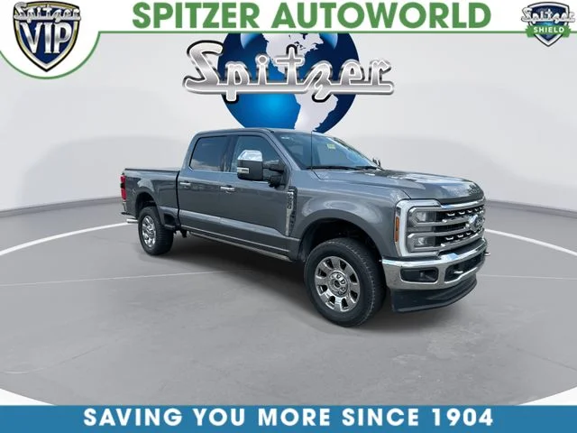 Used 2024 Gray Ford Lariat image 2
