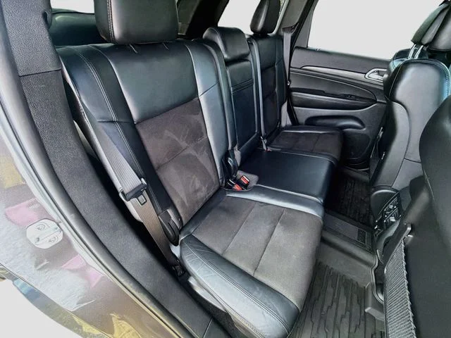 Used 2019 Gray Jeep Altitude image 29