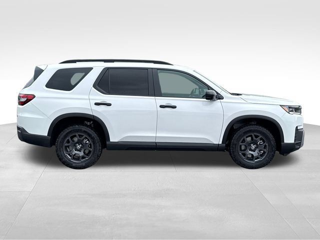 New 2026 Platinum White Pearl Honda TrailSport image 9