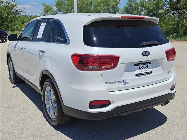 Used 2020 Snow White Pearl KIA 2.4L LX All-wheel Drive image 2