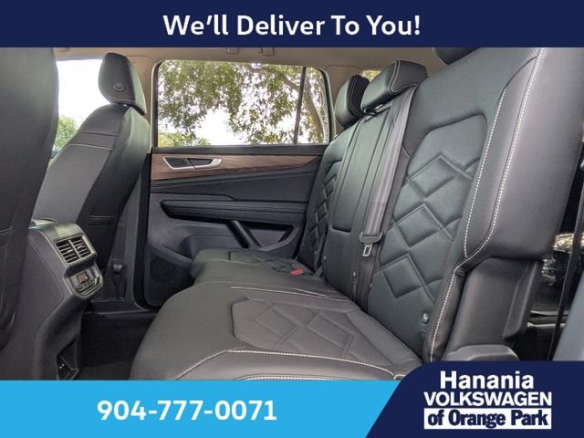 New 2026 Silver Volkswagen 2.0T SE w/Technology image 14