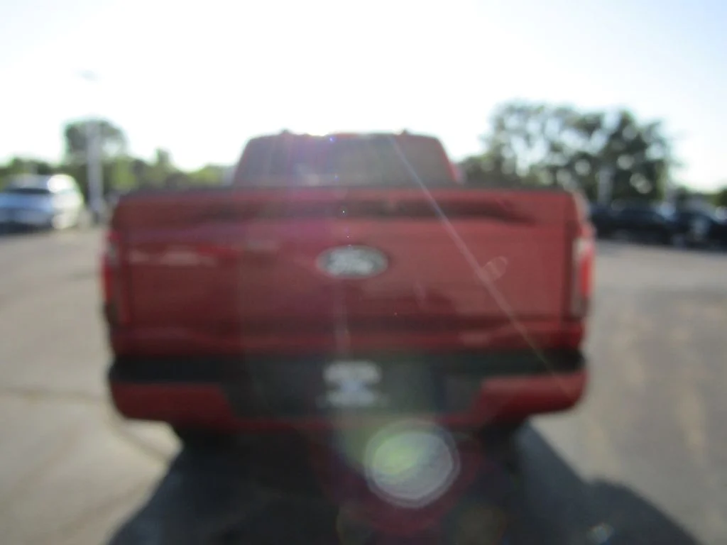 New 2026 Ruby Red Metallic Tinted Clearcoat Ford XLT image 10
