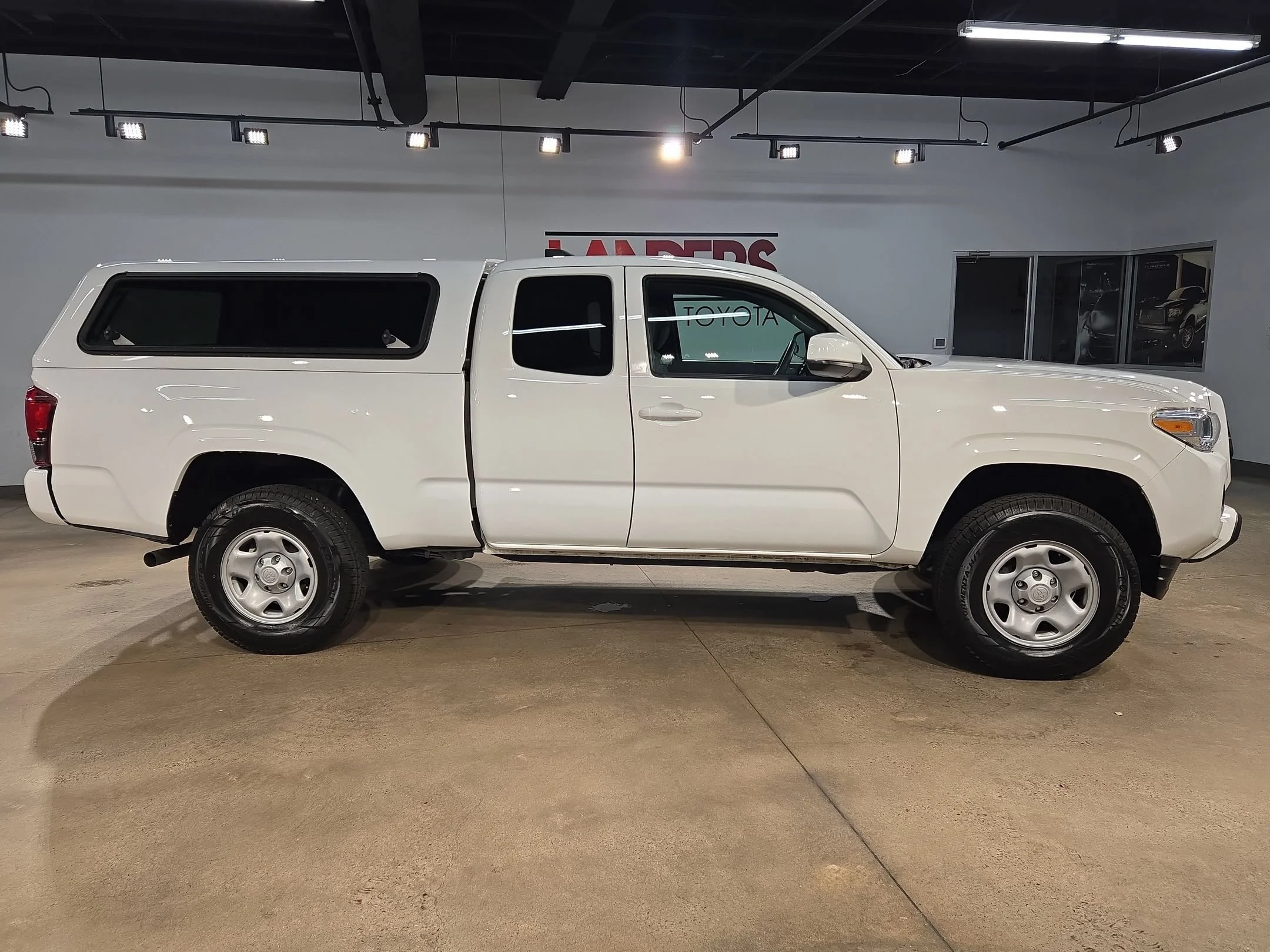 Used 2021 Super White Toyota SR image 8