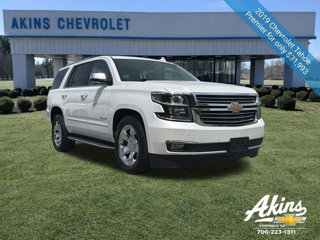Certified Used 2019 IRIDESCENT PEARL TRICOAT Chevrolet Premier image 3