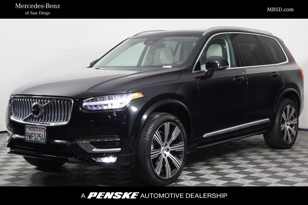 2024 Volvo XC90 B5 Plus Bright theme 4WD's photo