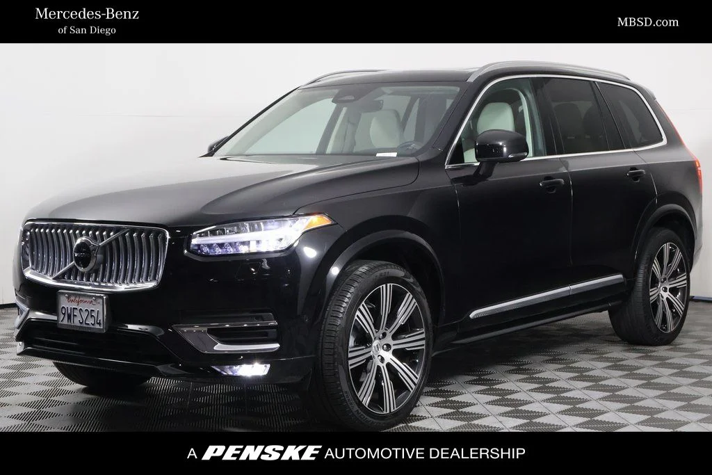 2024 Volvo XC90 B5 Plus Bright theme 4WD's photo