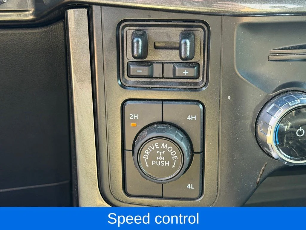 Used 2023 Black Ford XLT image 30