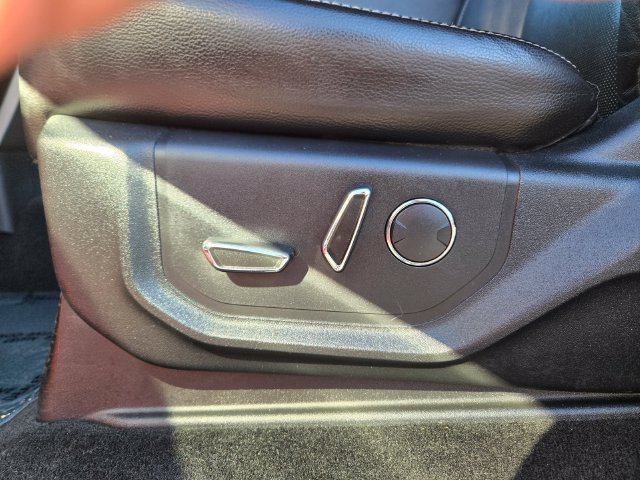 Used 2017 Red Ford Lariat image 12