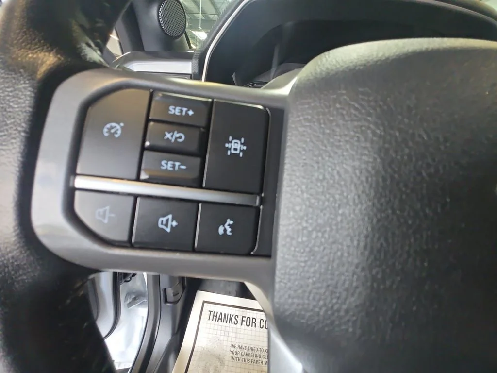 Used 2022 White Ford XLT image 20