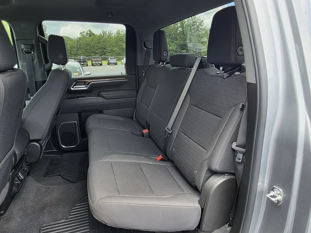 Used 2025 Sterling Gray Metallic Chevrolet LT image 14