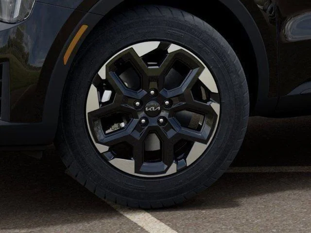 New 2026 Ebony Black Kia S image 9