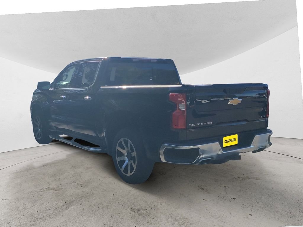 Used 2022 Black Chevrolet LTZ image 3