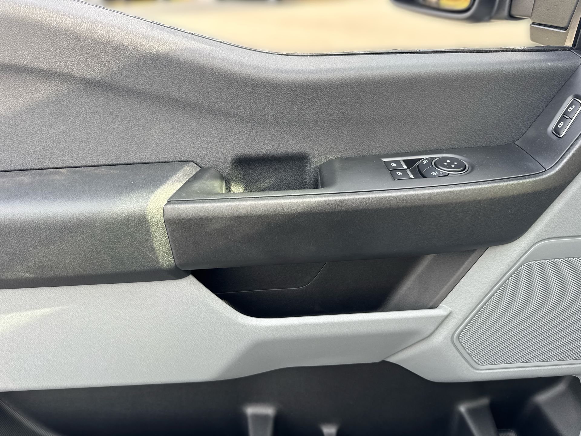 New 2026 Oxford White Ford F-350® XL image 6