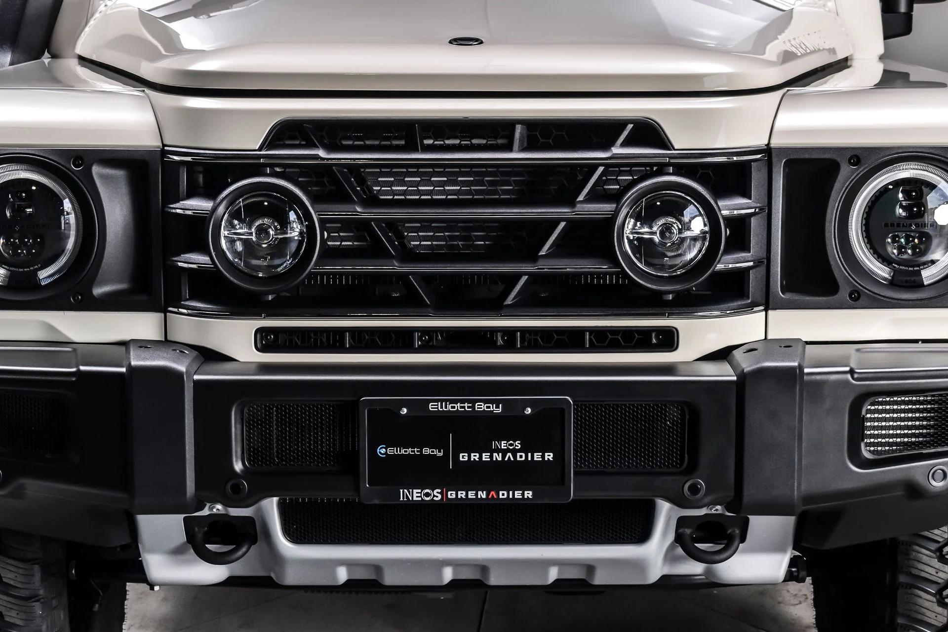 New 2026 Scottish White INEOS Trialmaster Edition image 9