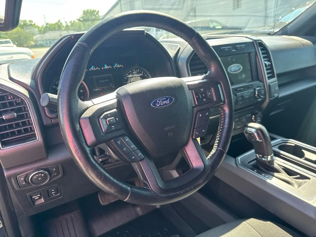 Certified Used 2018 Shadow Black Ford XLT image 3