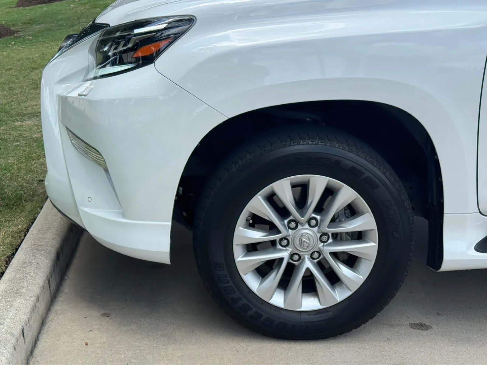 Used 2021 Starfire Pearl Lexus Premium image 10