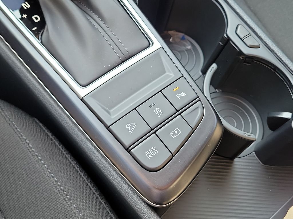 New 2026 White Kia LX image 35