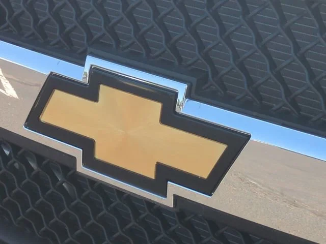 New 2024 Summit White Chevrolet WT image 30