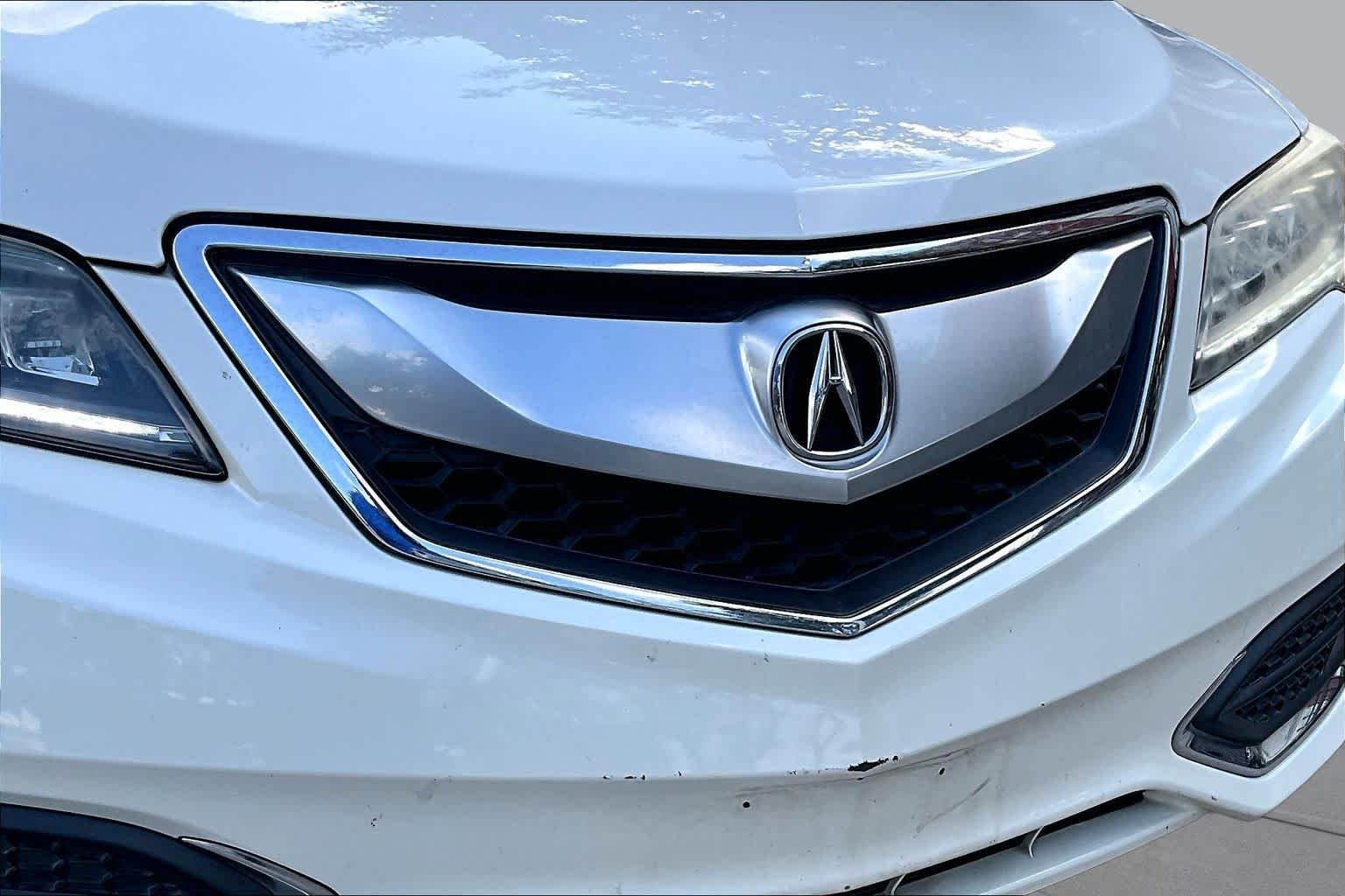 Used 2018 Modern Steel Metallic Acura  image 27