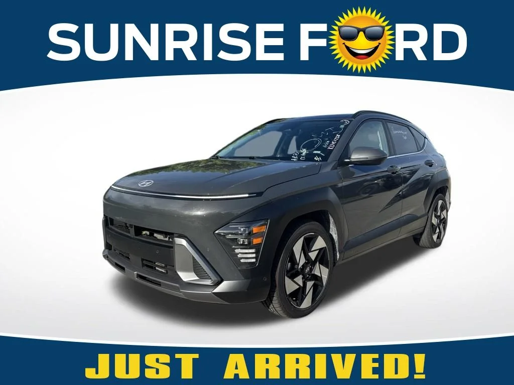 Used 2024 Gray Pearl Hyundai Limited image 1