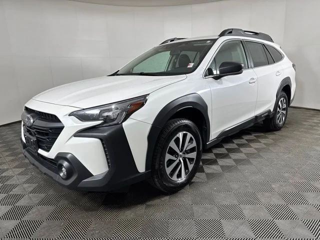 Used 2024 Crystal White Pearl Subaru 2.5i image 8