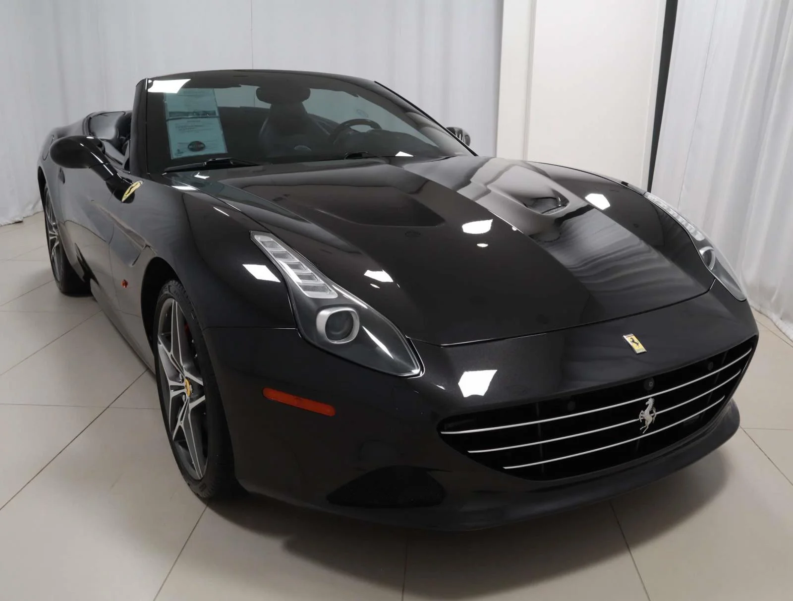 Used 2016 Nero Daytona Metallic Ferrari T 2dr Conv image 45