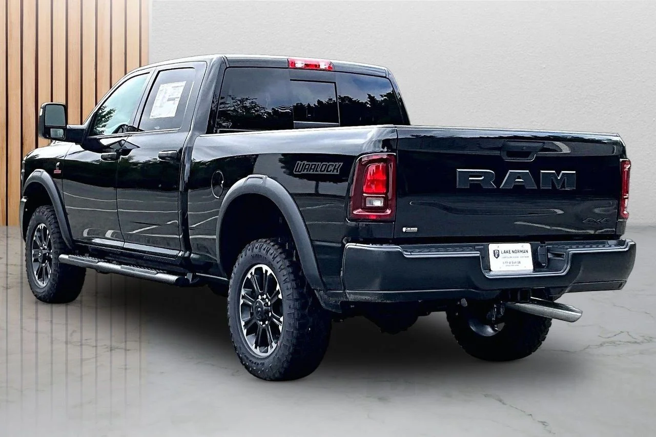New 2026 Diamond Black Crystal Pearlcoat RAM  image 6