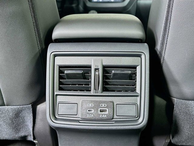 New 2026 CRYSTAL BLACK SILICA Subaru Premium image 23