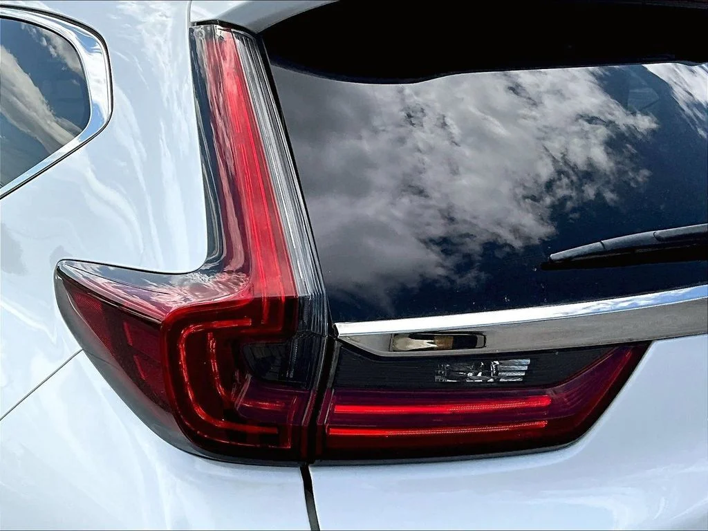 Certified Used 2021 Platinum White Pearl Honda EX image 26