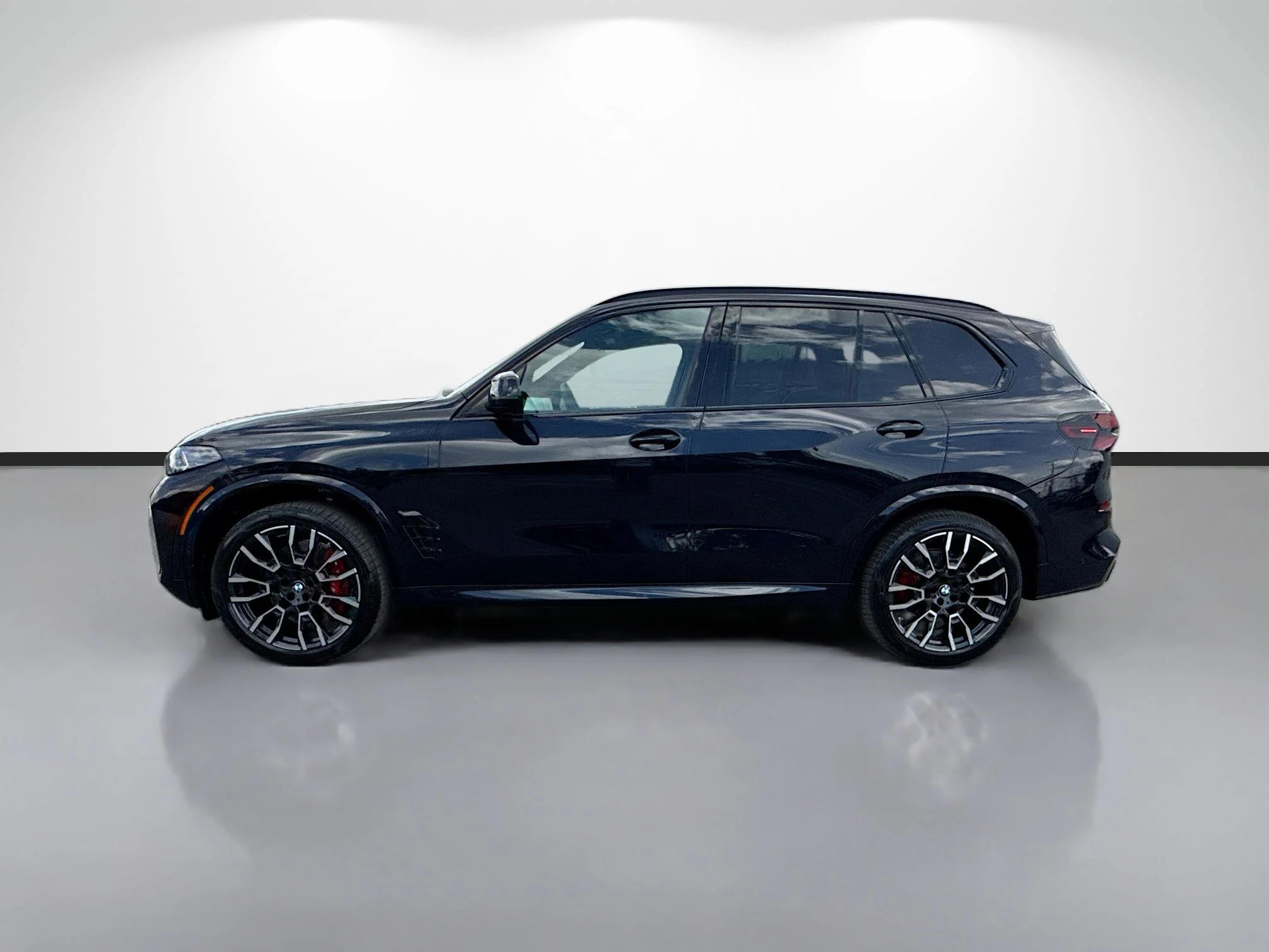 New 2026 Carbon Black Metallic BMW xDrive40i image 6