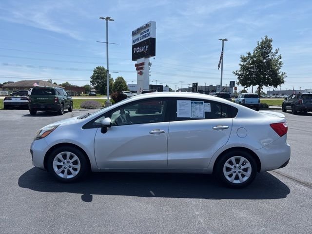 Used 2013 Silver Kia LX image 9