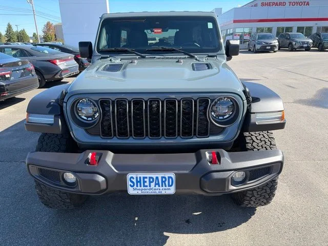 Used 2024 Gray Jeep Rubicon image 2