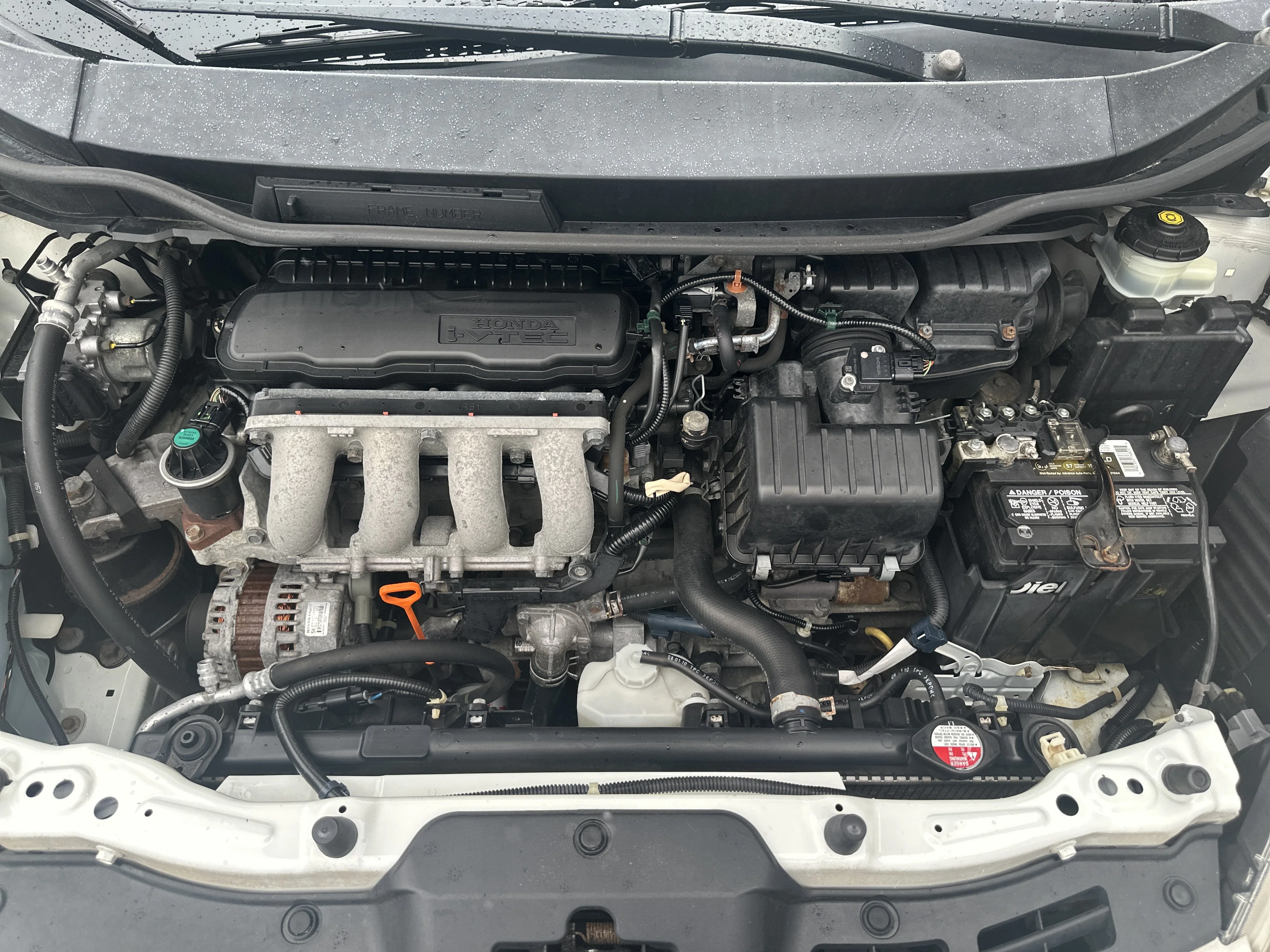 Used 2010 Taffeta White Honda Sport image 30