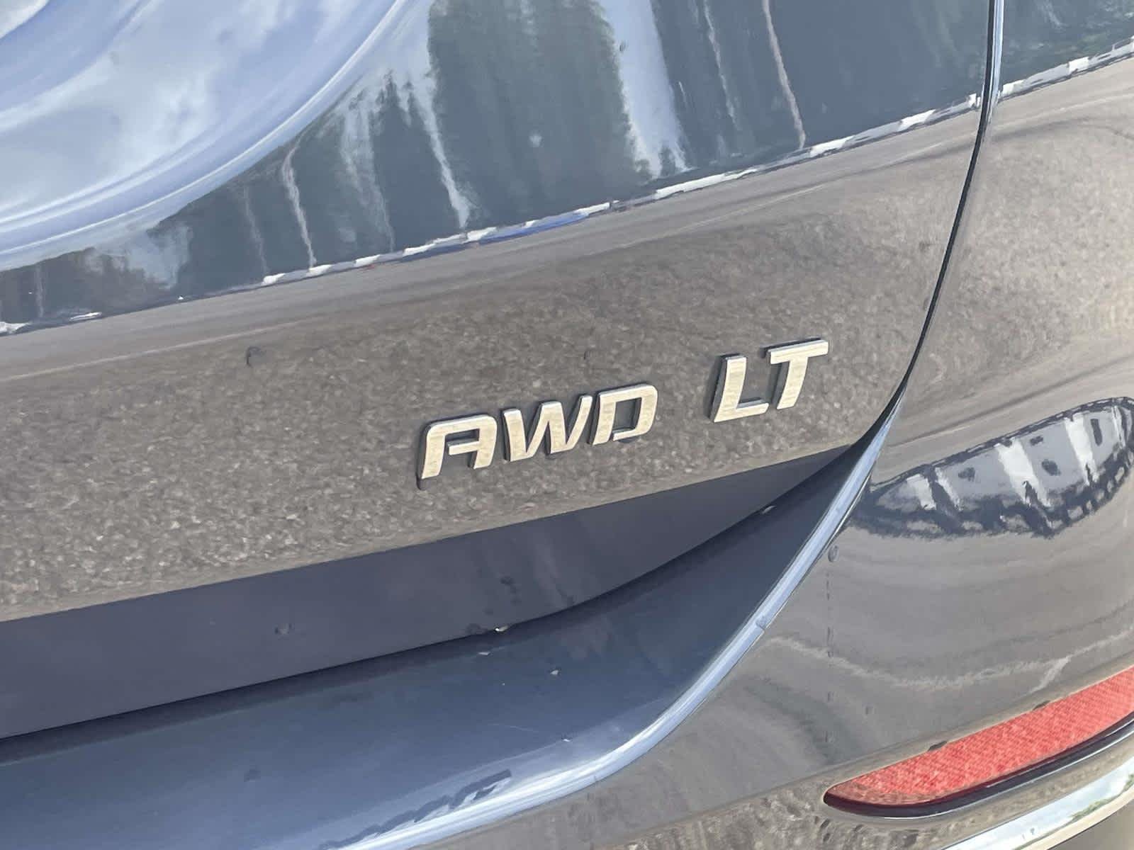 Used 2018 STORM BLUE METALLIC Chevrolet LT image 20