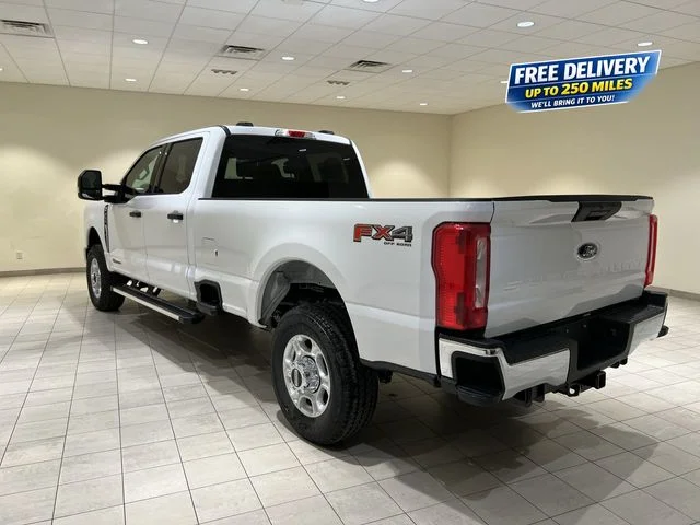 New 2026 White Ford XLT image 3