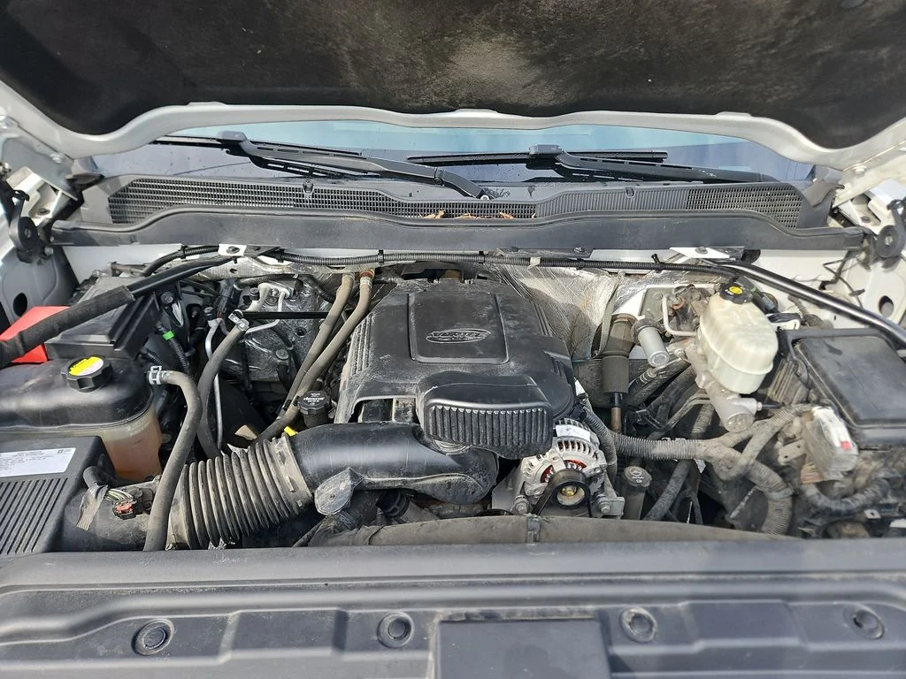 Used 2016 White Chevrolet Work Truck image 22