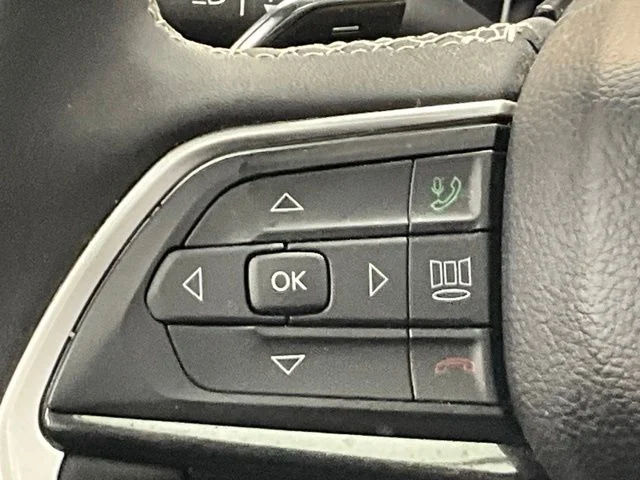 Used 2023 Gray Jeep Altitude image 18