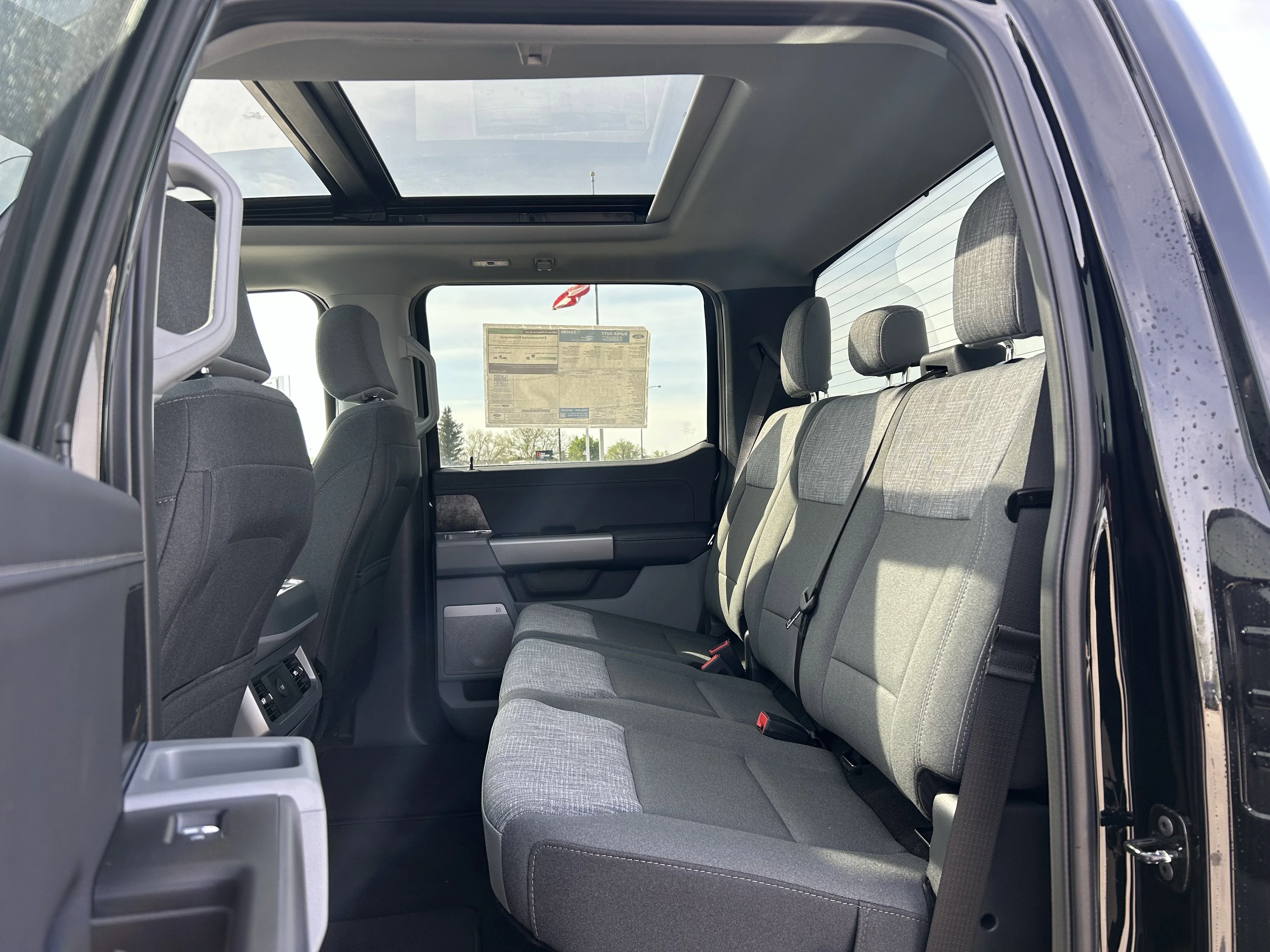 2026 Ford F-350 Super Duty XLT - Photo 8