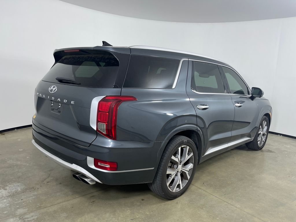 Used 2021 Gray Hyundai Limited image 3