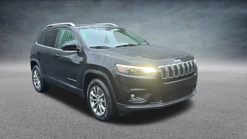 Used 2019 Jeep Cherokee Latitude Plus with VIN 1C4PJMLB0KD334492 for sale in Delaware, OH