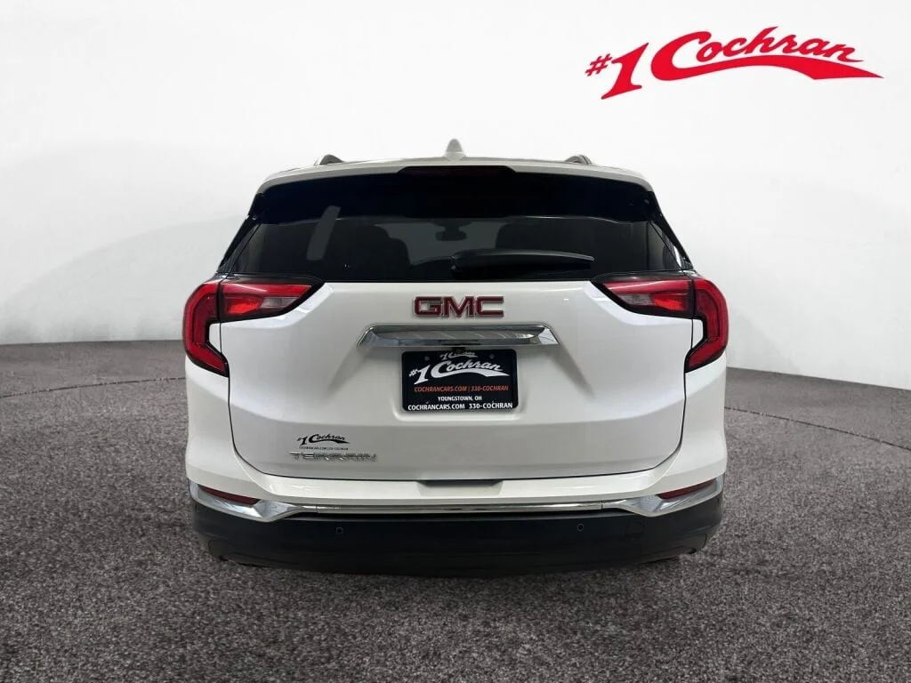 Used 2021 WHITE FROST TRICOAT GMC SLT image 23
