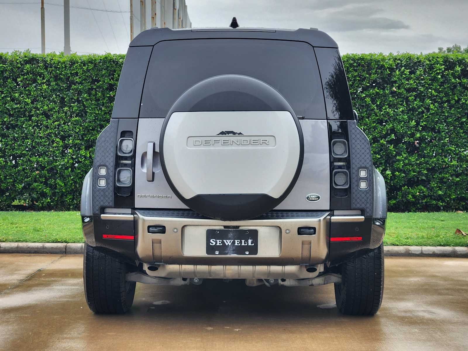 Used 2020 Eiger Grey Metallic Land Rover X image 5