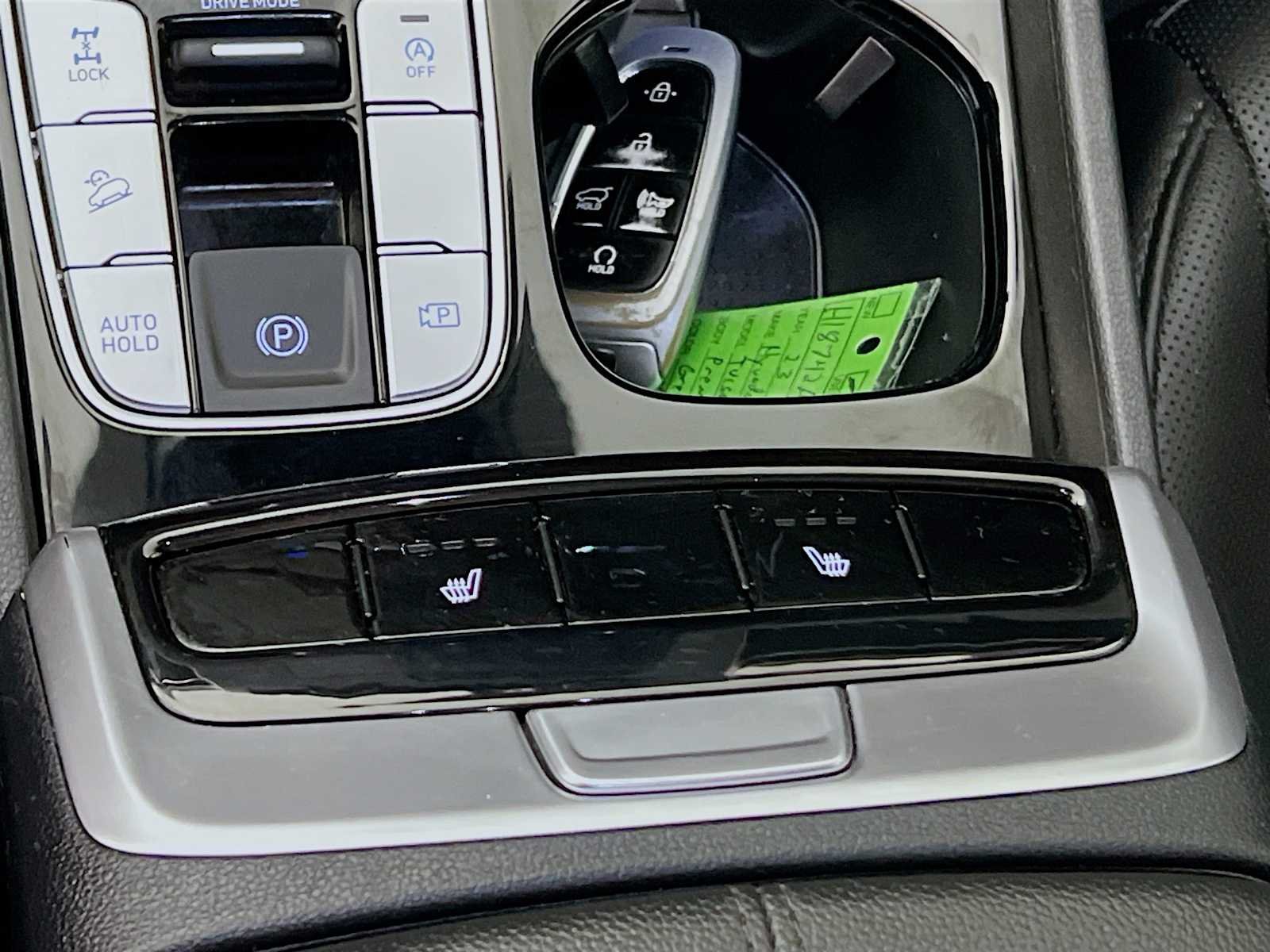 Used 2023 Amazon Gray Hyundai SEL image 21