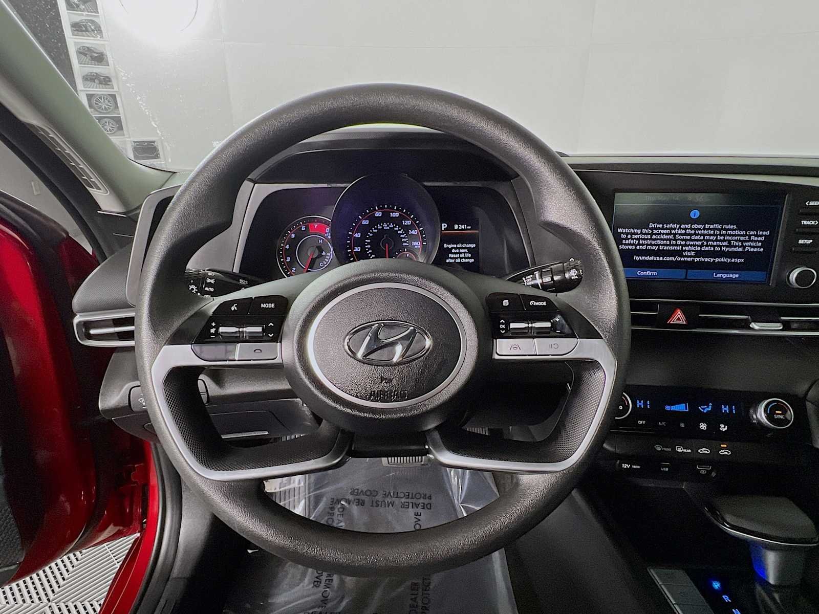 Used 2023 Ultimate Red Hyundai SEL image 11