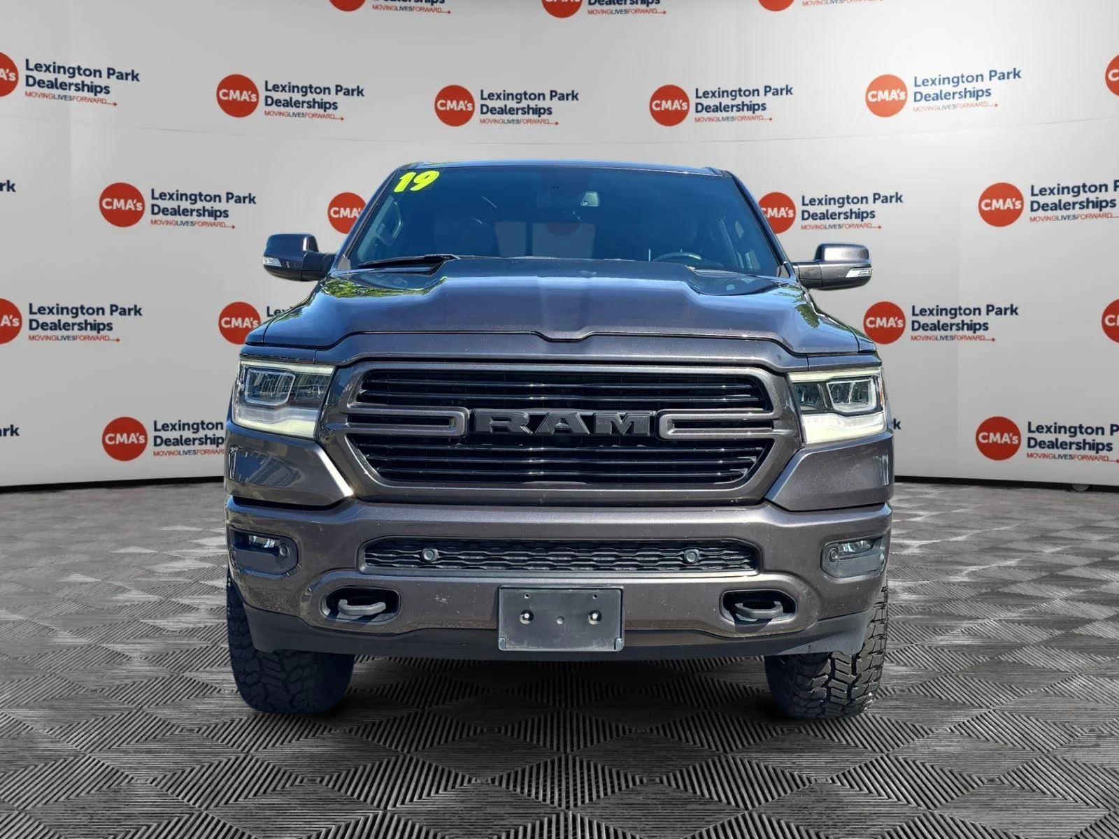 Used 2019 Granite Crystal Metallic Clearcoat Ram Big Horn/Lone Star image 2