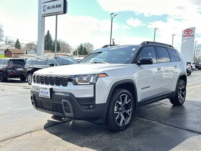 New 2026 Silver Jeep Overland image 4