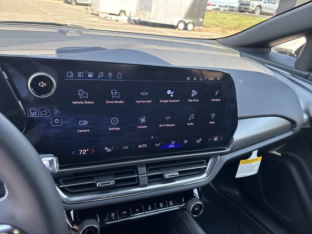 2026 Chevrolet Equinox EV 1LT - Photo 12