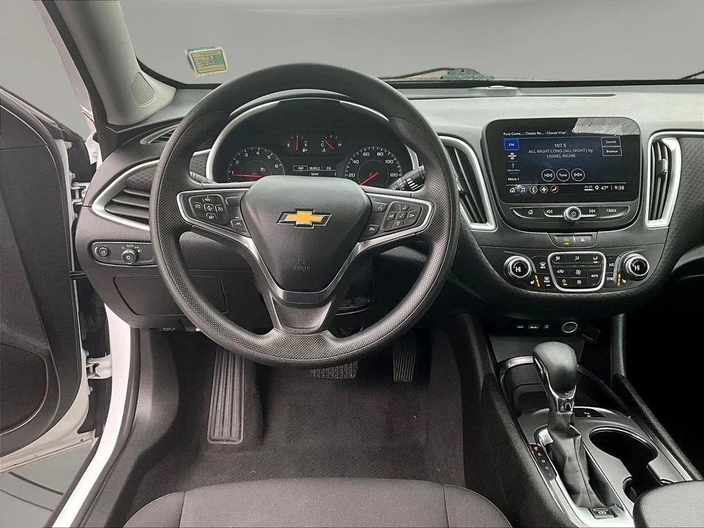 Used 2024 White Chevrolet LT image 10